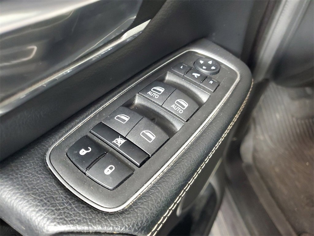 Used 2023 RAM 1500 Laramie image 15