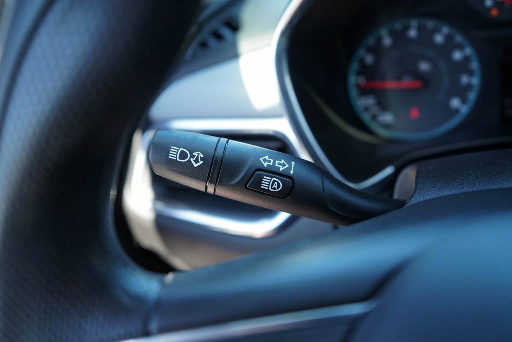 Used 2022 Chevrolet Equinox LS FWD image 32