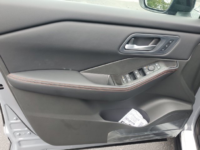 New 2026 Nissan Rogue SV AWD/4WD image 10