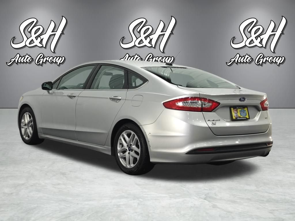 Used 2014 Ford Fusion SE FWD image 18