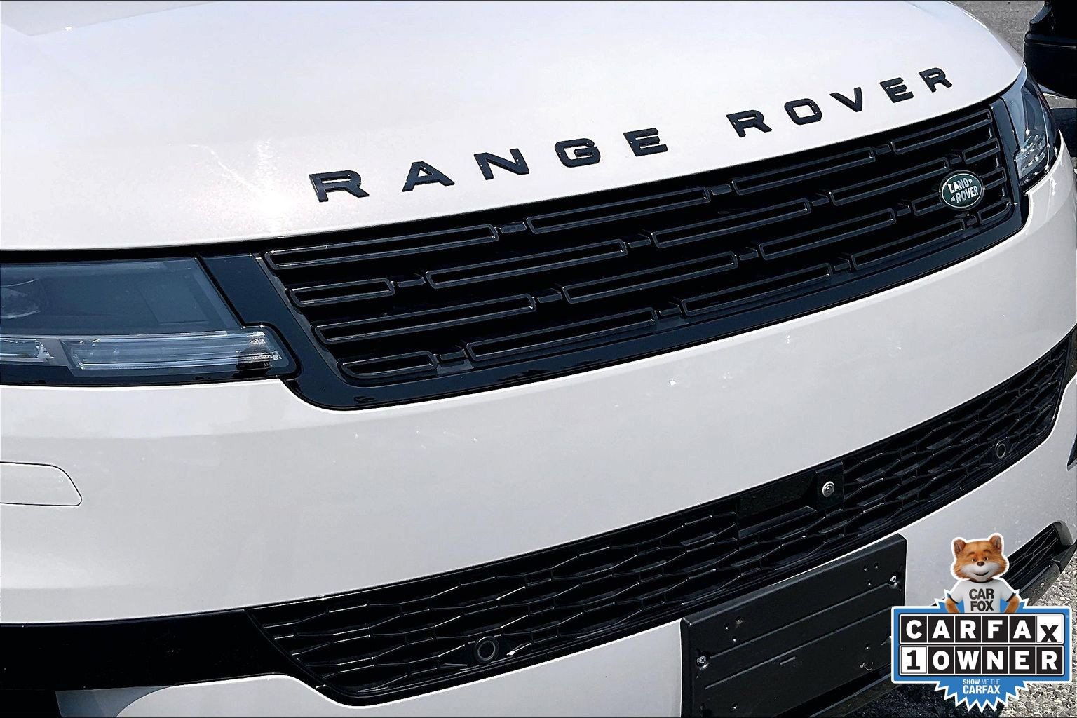 Used 2024 Land Rover Range Rover Sport SE AWD/4WD image 29