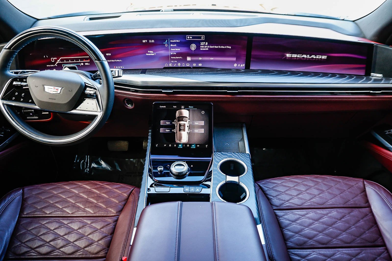 Used 2025 Cadillac Escalade Sport w/ Touring Package image 10