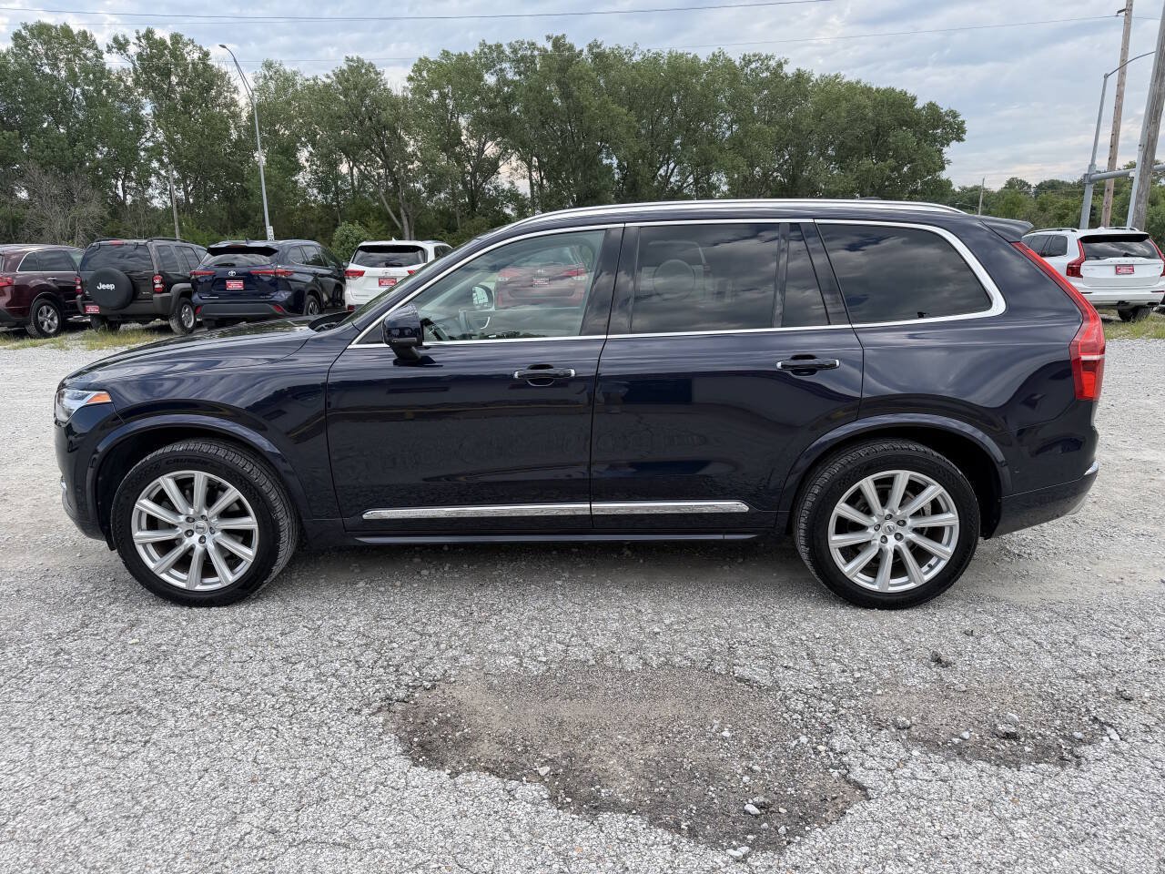 Used 2016 Volvo XC90 T6 Inscription w/ Vision Package AWD/4WD image 6