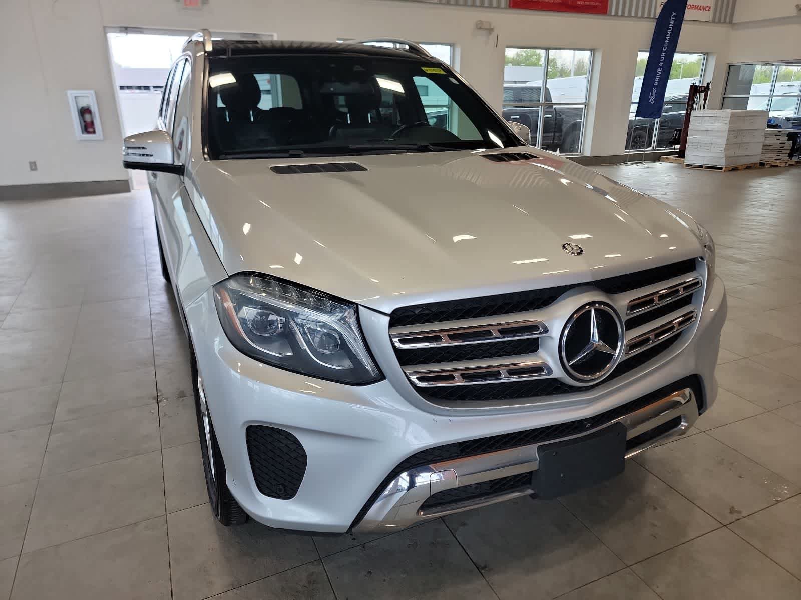 Used 2017 Mercedes-Benz GLS 450 4MATIC image 4