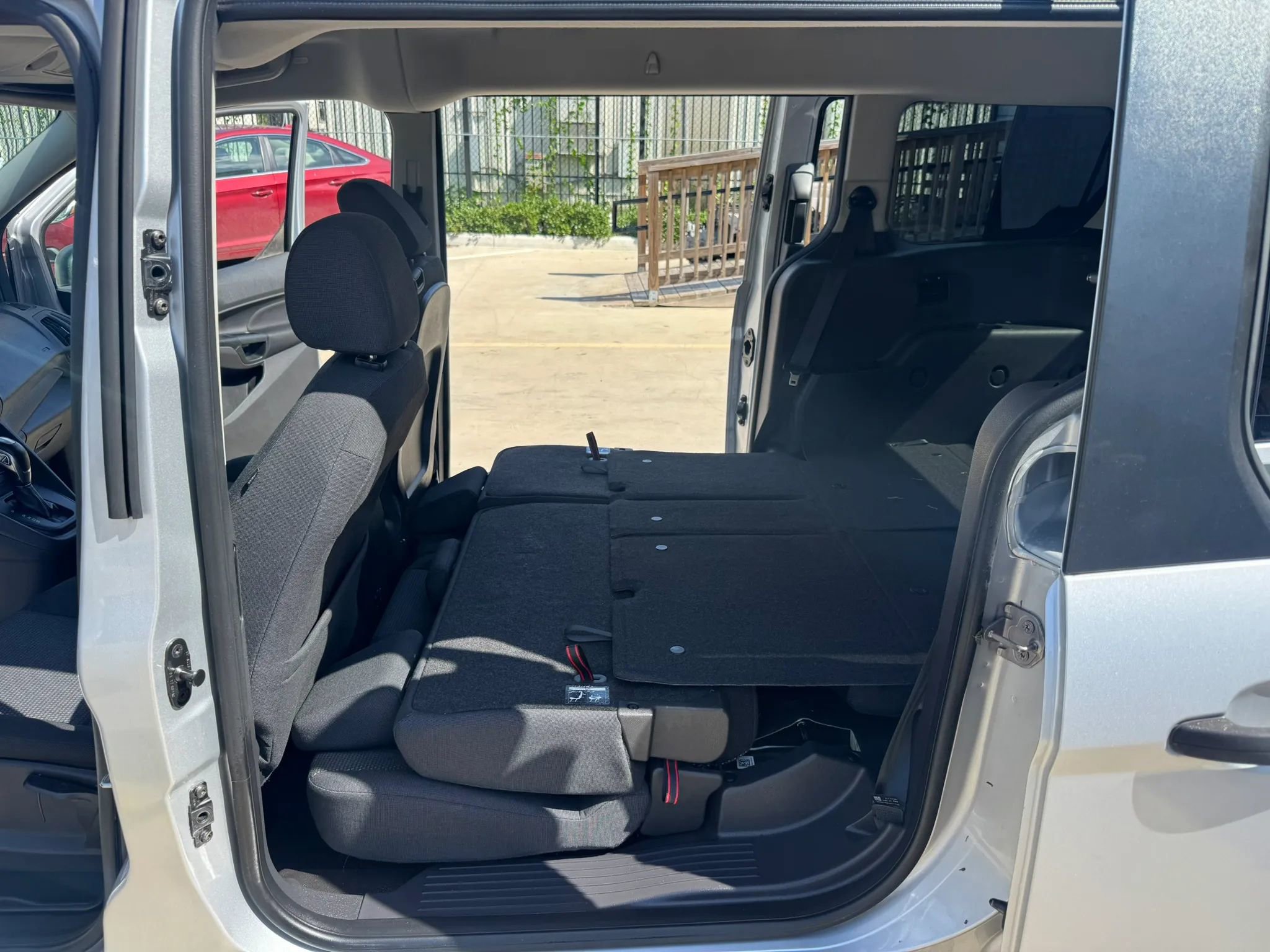Used 2017 Ford Transit Connect XL FWD image 34