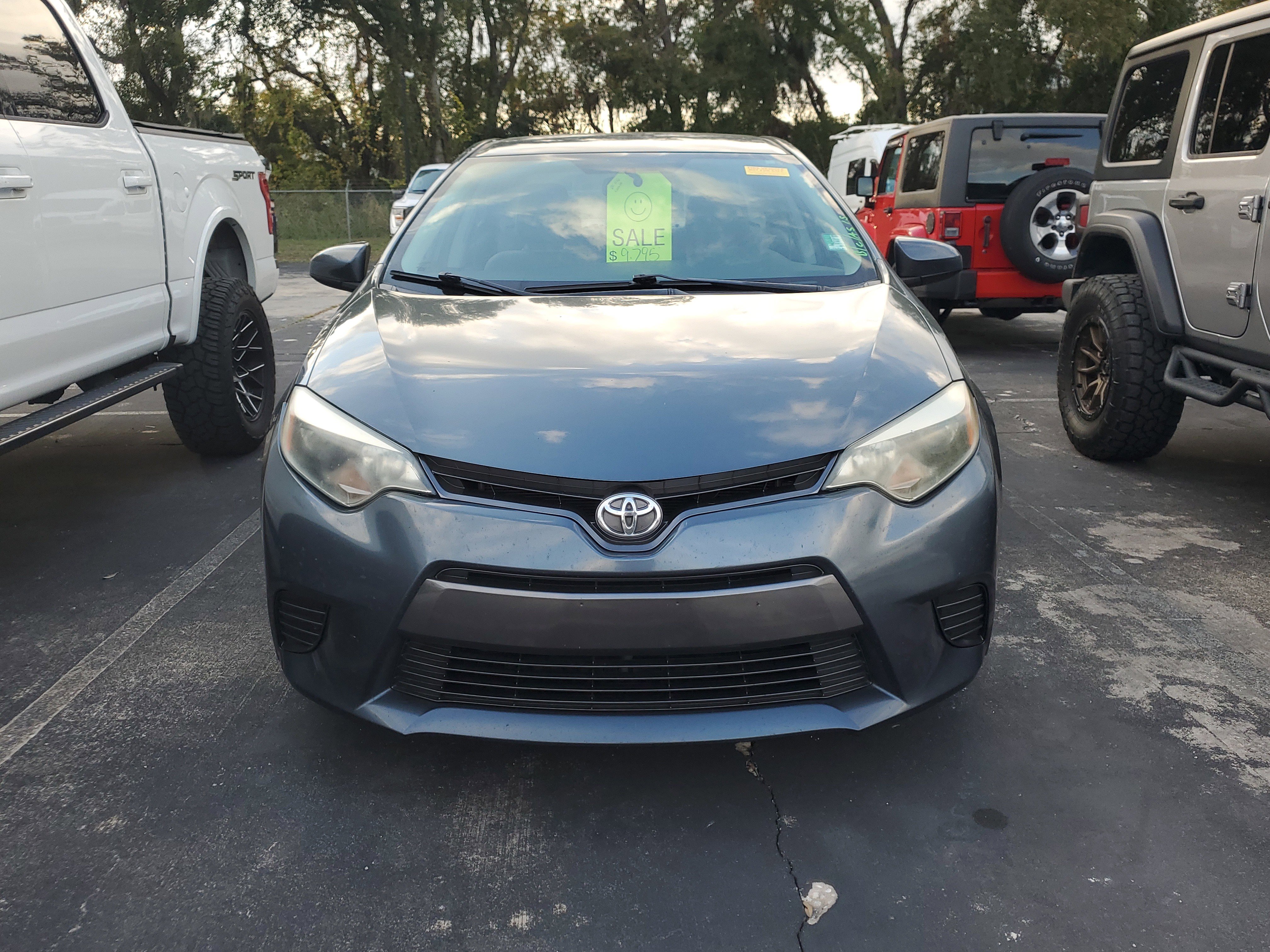 Used 2016 Toyota Corolla LE image 2