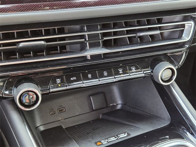 Used 2026 Chevrolet Traverse Z71 w/ Driver Confidence Package image 22