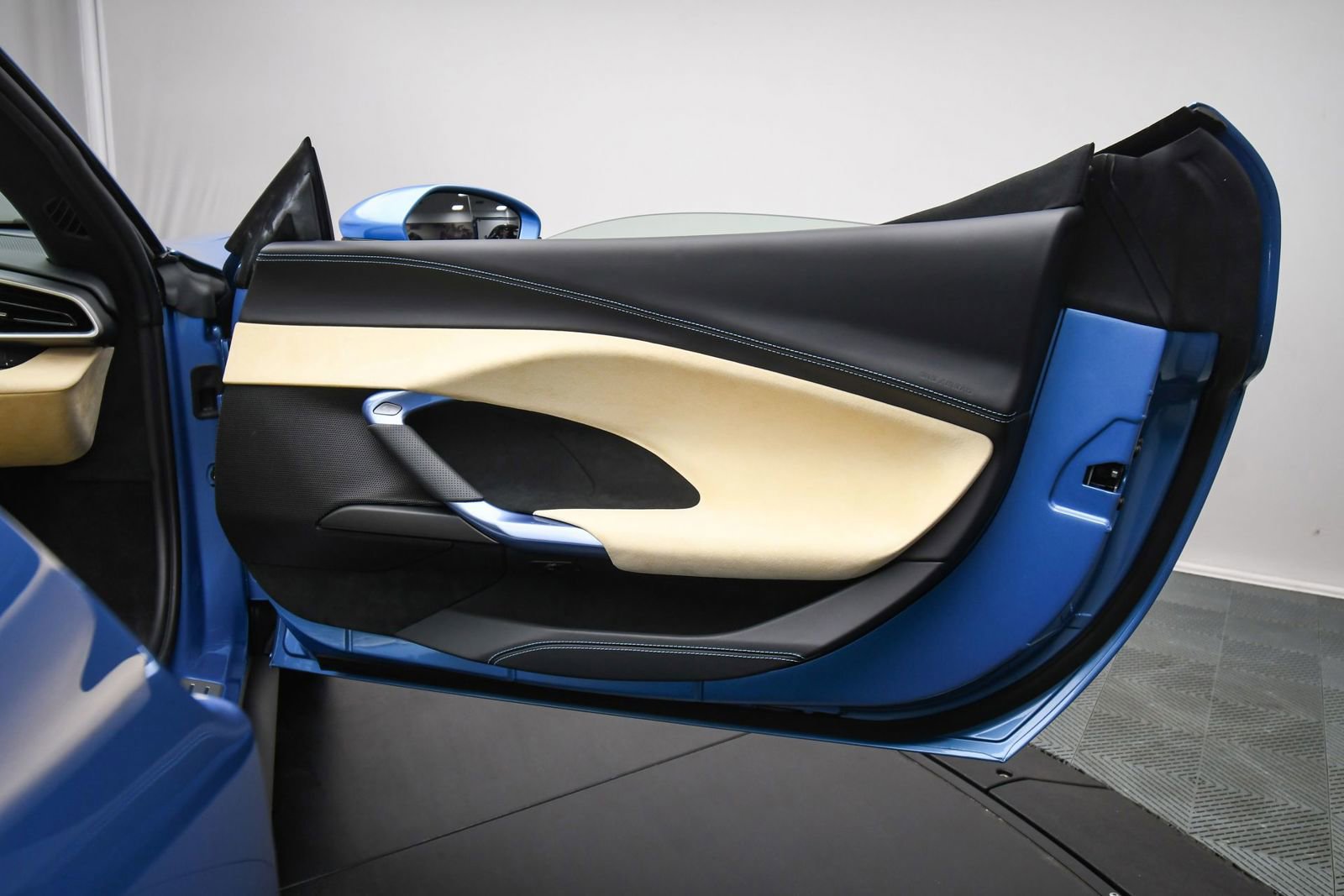 Certified 2024 Ferrari 296 GTS image 48