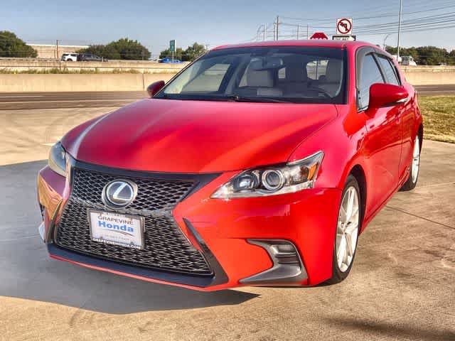 Used 2016 Lexus CT 200h w/ Navigation Package FWD image 2