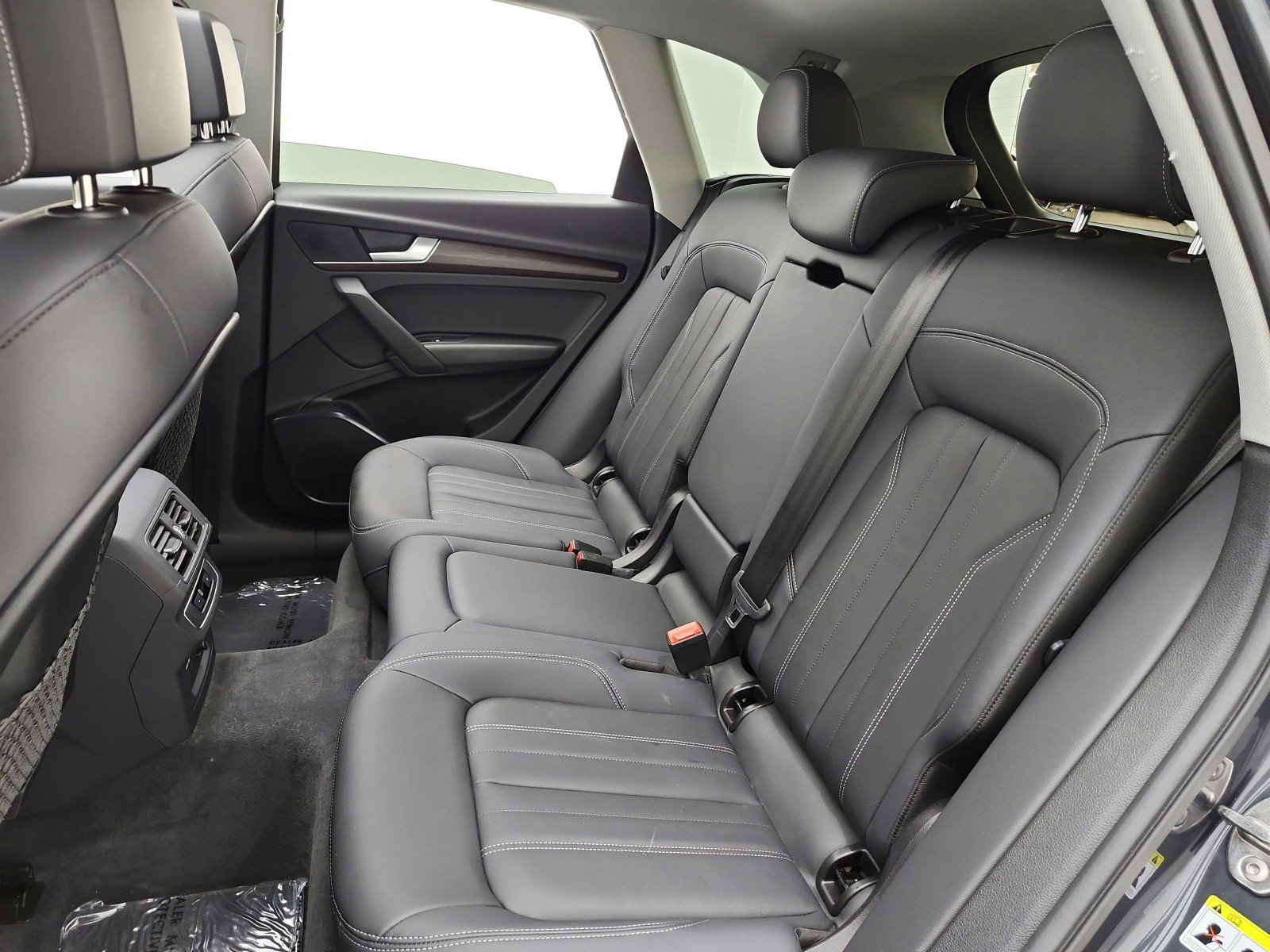 Used 2023 Audi Q5 2.0T Premium w/ Convenience Package AWD/4WD image 13