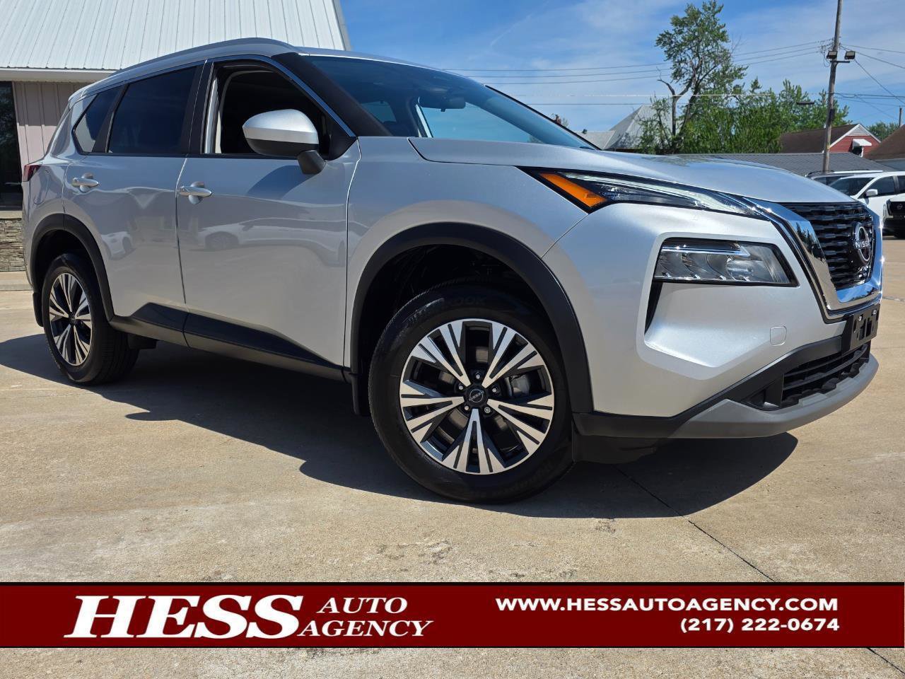 Used 2023 Nissan Rogue SV w/ SV Premium B Package AWD/4WD image 1