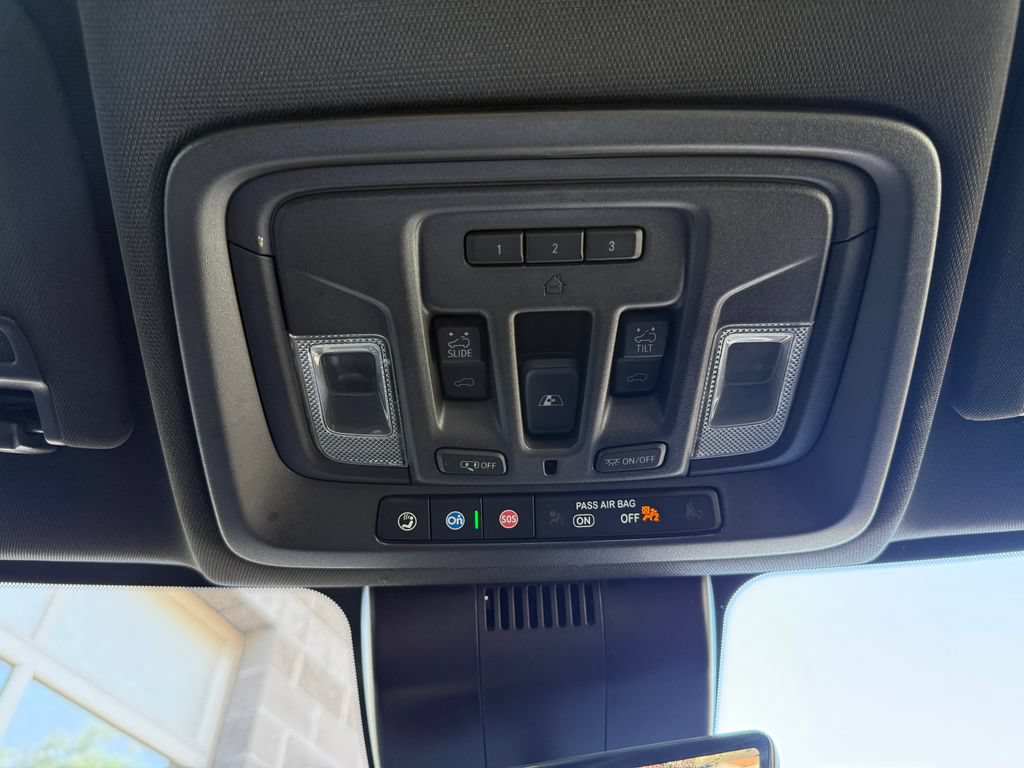 Used 2023 GMC Sierra 1500 AT4 w/ Technology Package AWD/4WD image 29