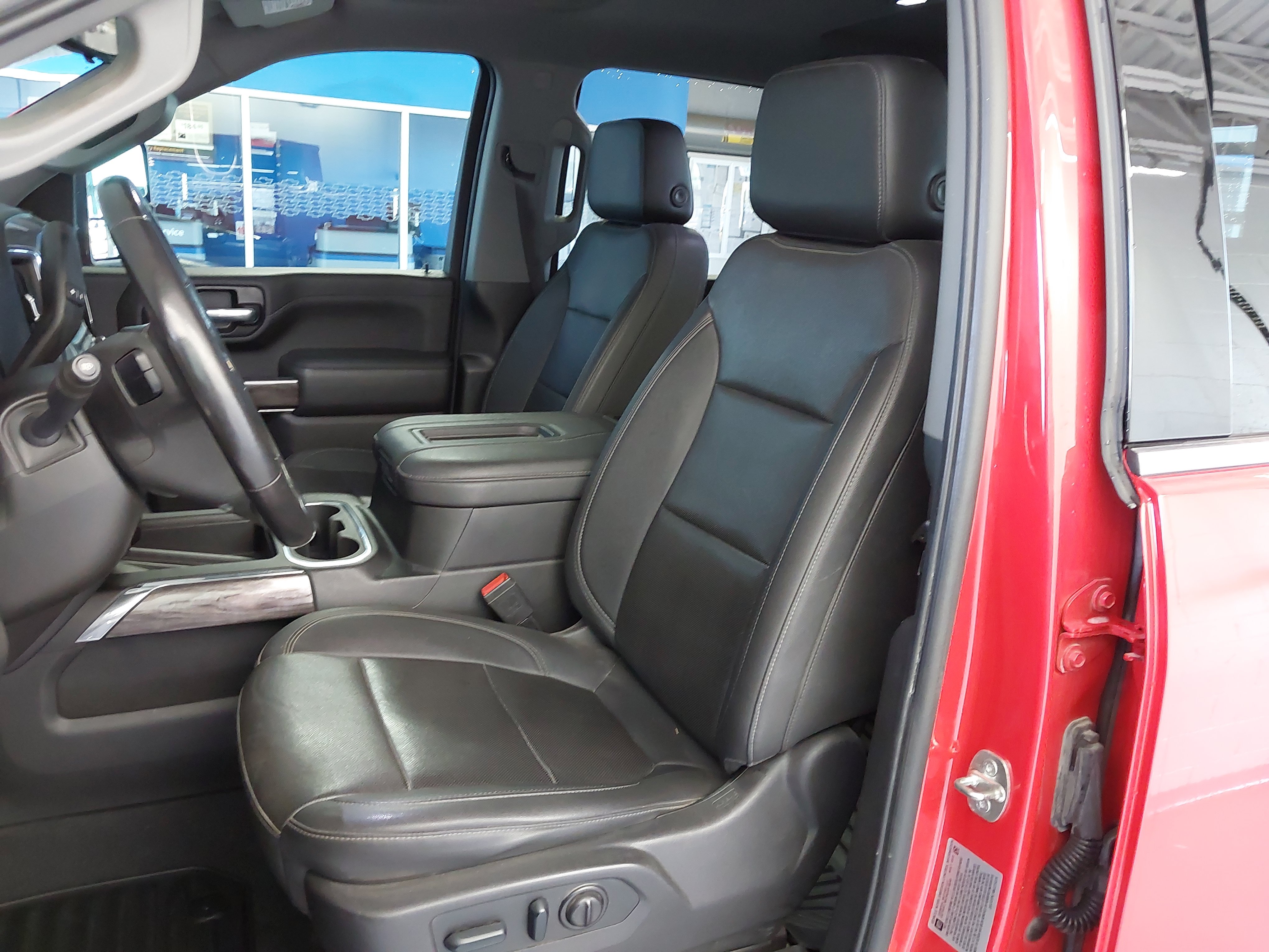 Used 2022 Chevrolet Silverado 2500 LTZ w/ LTZ Premium Package AWD/4WD image 23