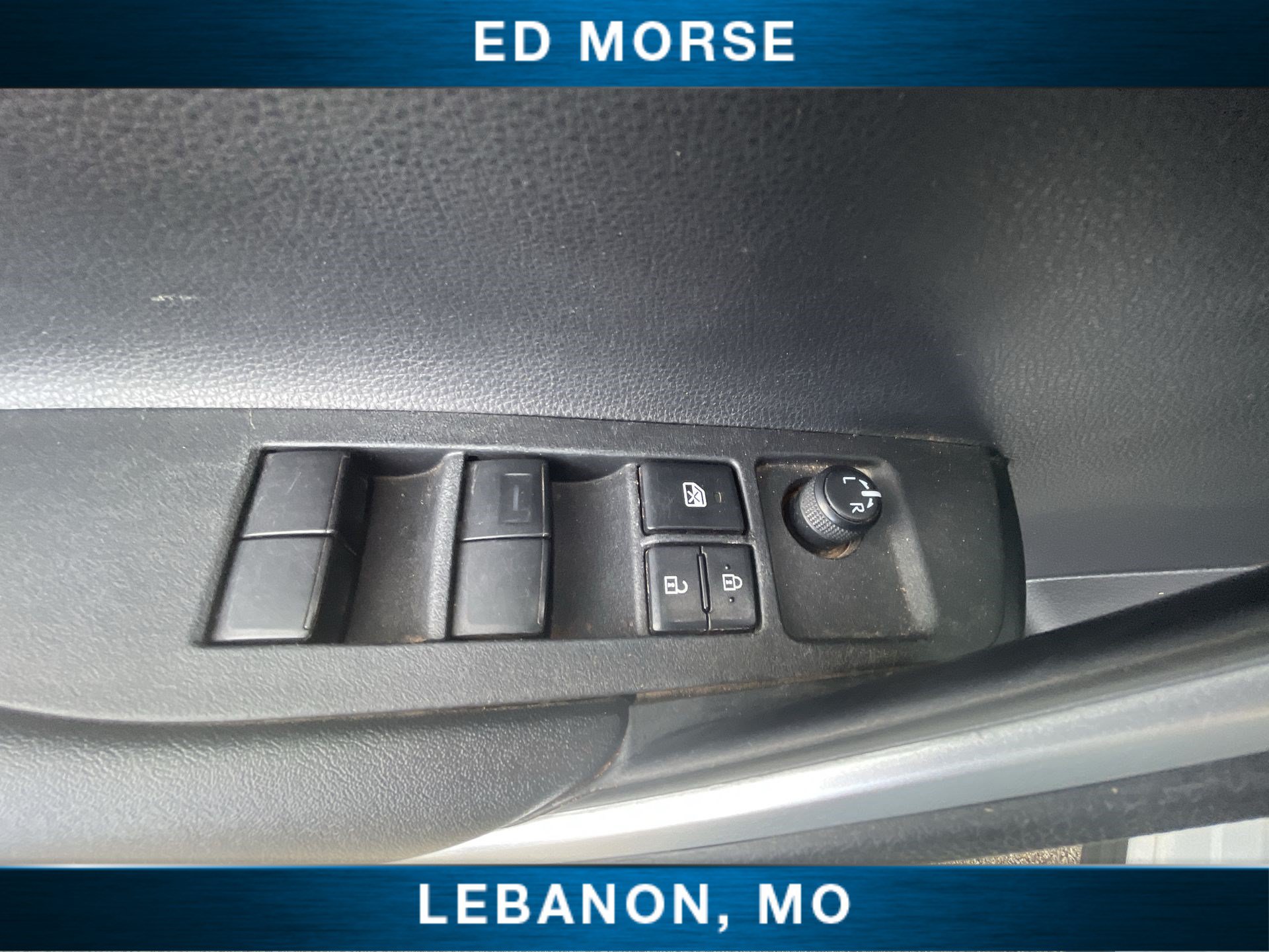 Used 2024 Toyota Corolla Cross LE w/ Moonroof Package FWD image 21