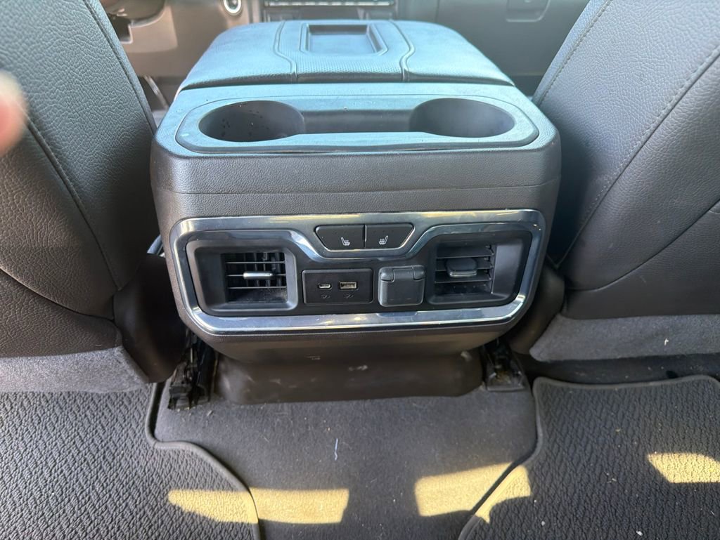 Used 2022 GMC Sierra 3500 Denali AWD/4WD image 6