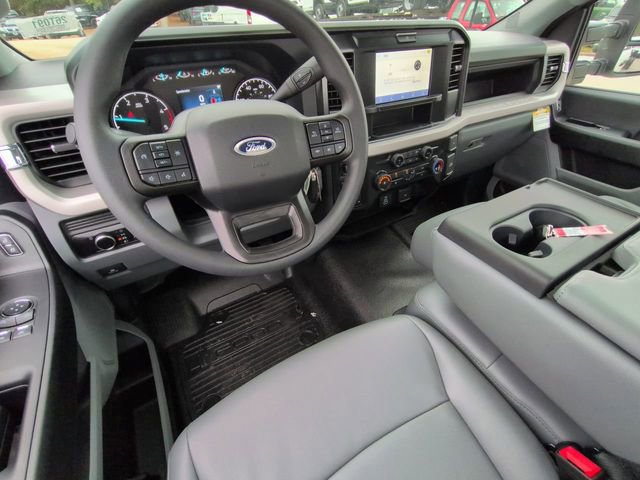 New 2026 Ford F550 4x4 Regular Cab Super Duty image 13