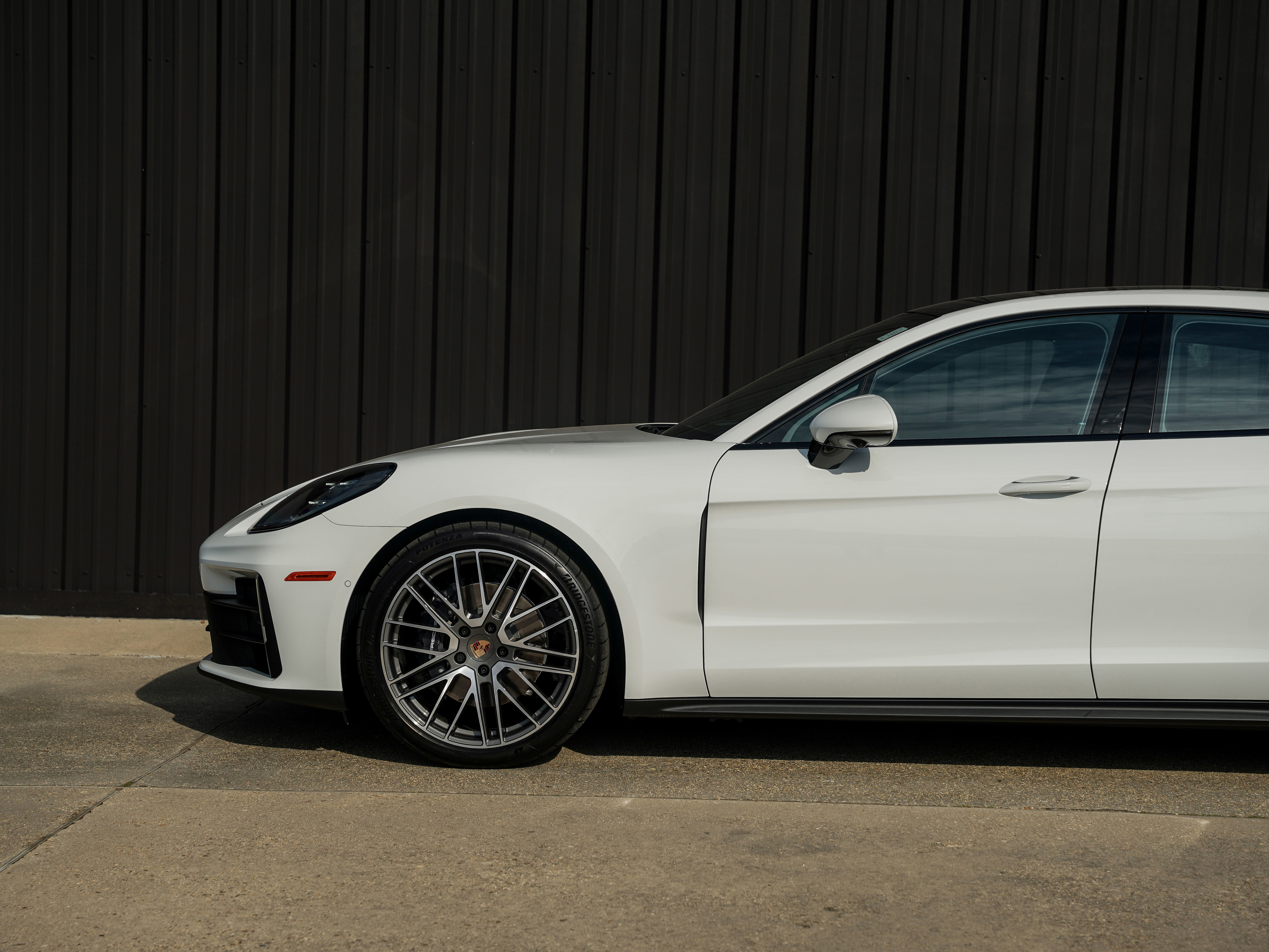 New 2026 Porsche Panamera image 11