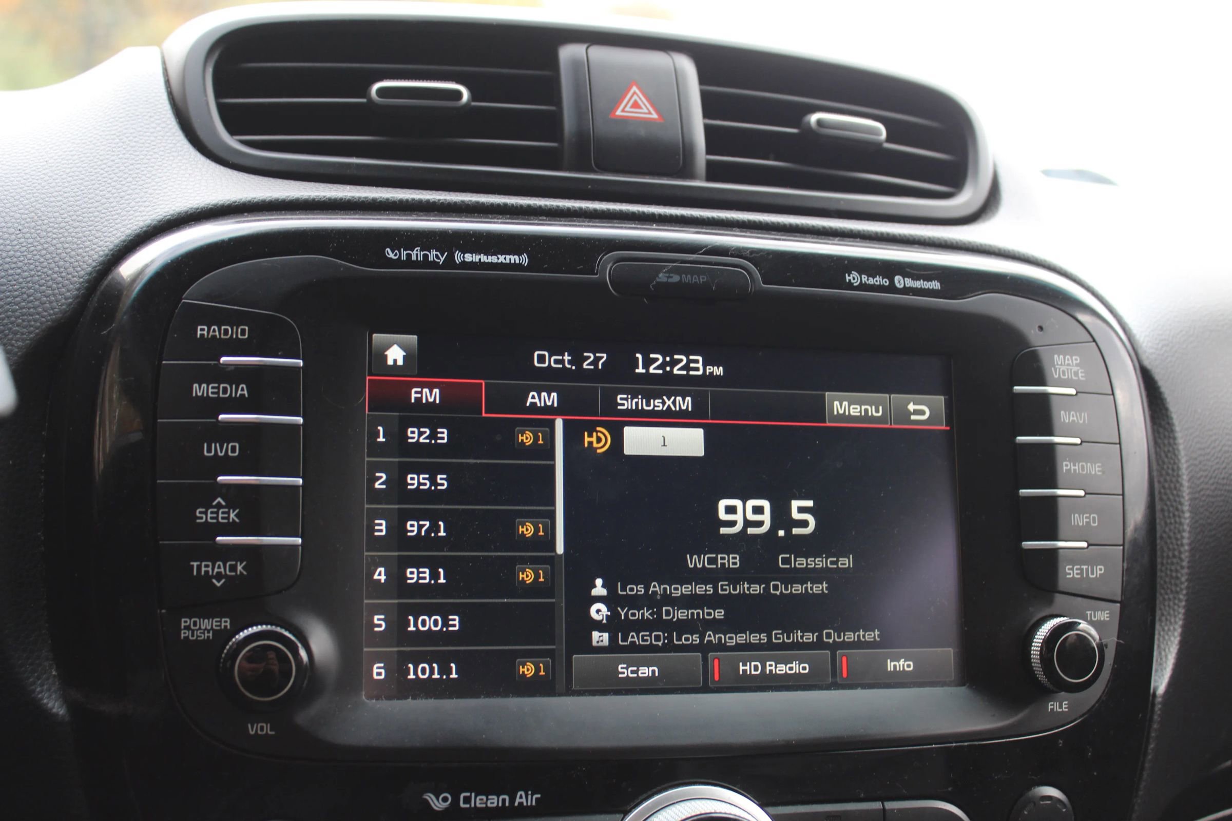 Used 2015 Kia Soul ! w/ Sun & Sound Package image 31