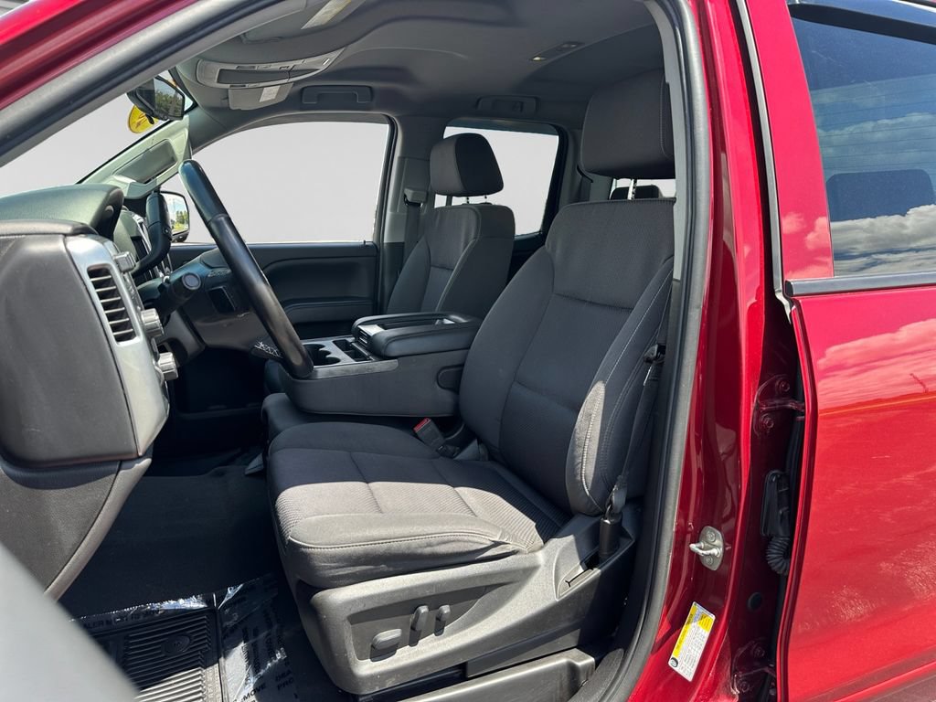 Used 2019 Chevrolet Silverado 1500 LT w/ All Star Edition AWD/4WD image 13