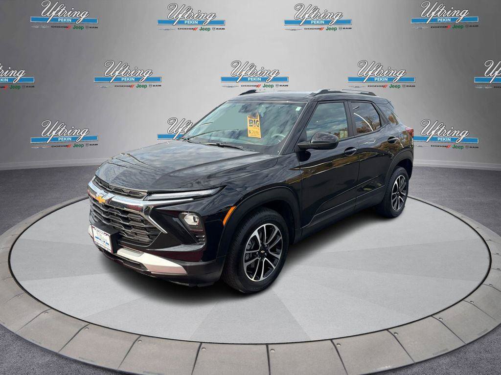 Used 2025 Chevrolet TrailBlazer LT FWD image 7