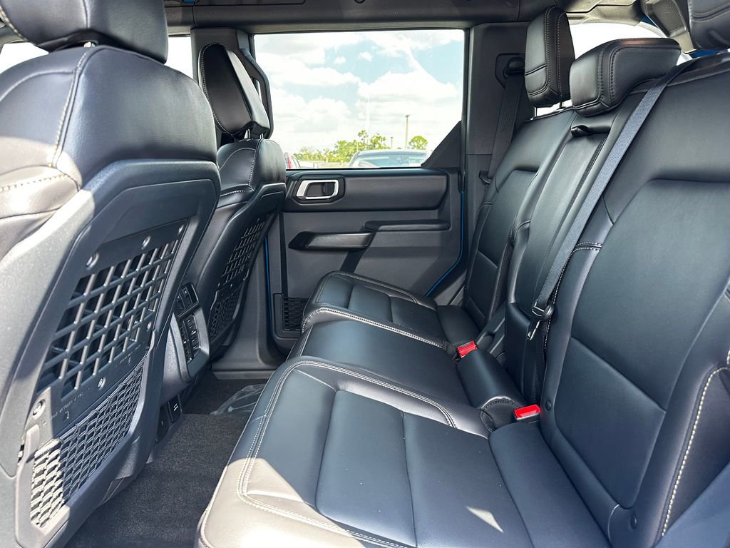 New 2025 Ford Bronco Badlands AWD/4WD image 32