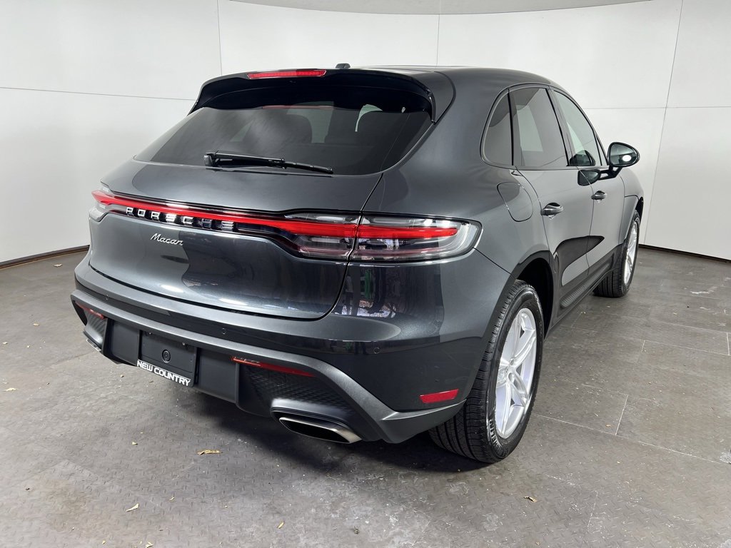 Used 2025 Porsche Macan image 7