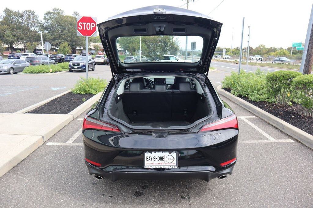 Used 2025 Acura Integra image 29