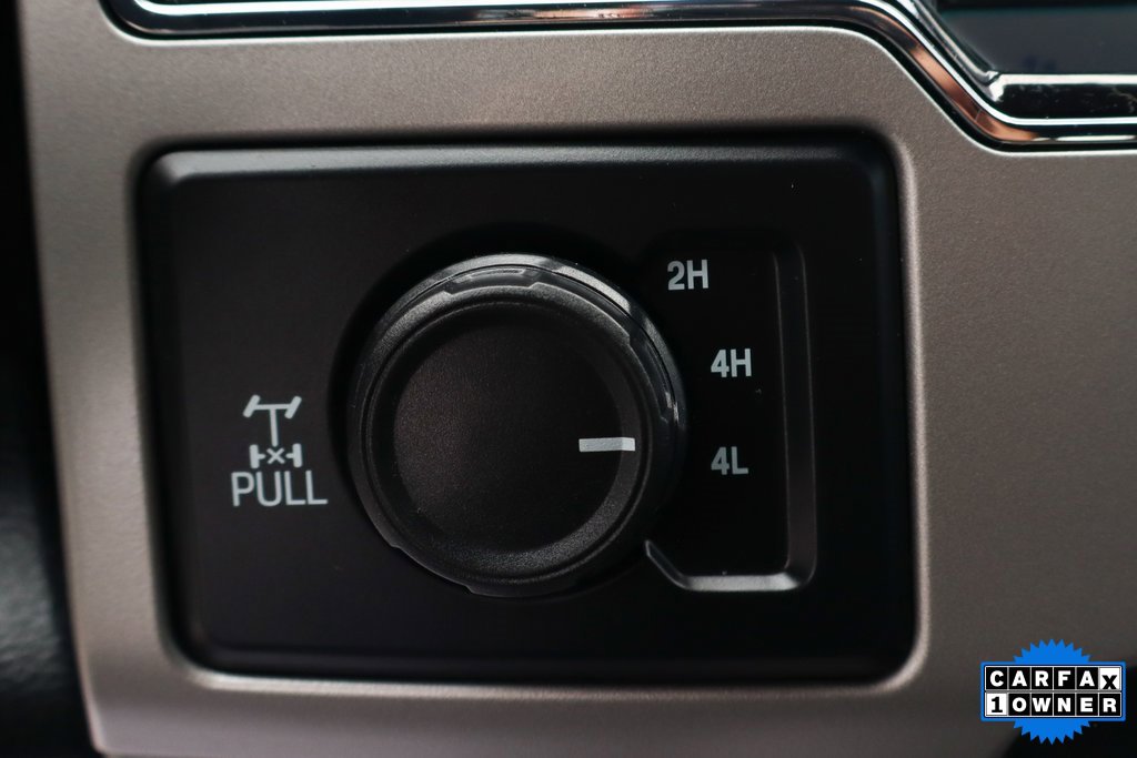 Used 2022 Ford F350 Lariat w/ Black Appearance Package image 38