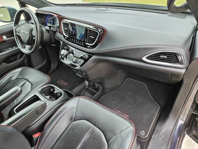 Used 2020 Chrysler Pacifica Limited FWD image 23