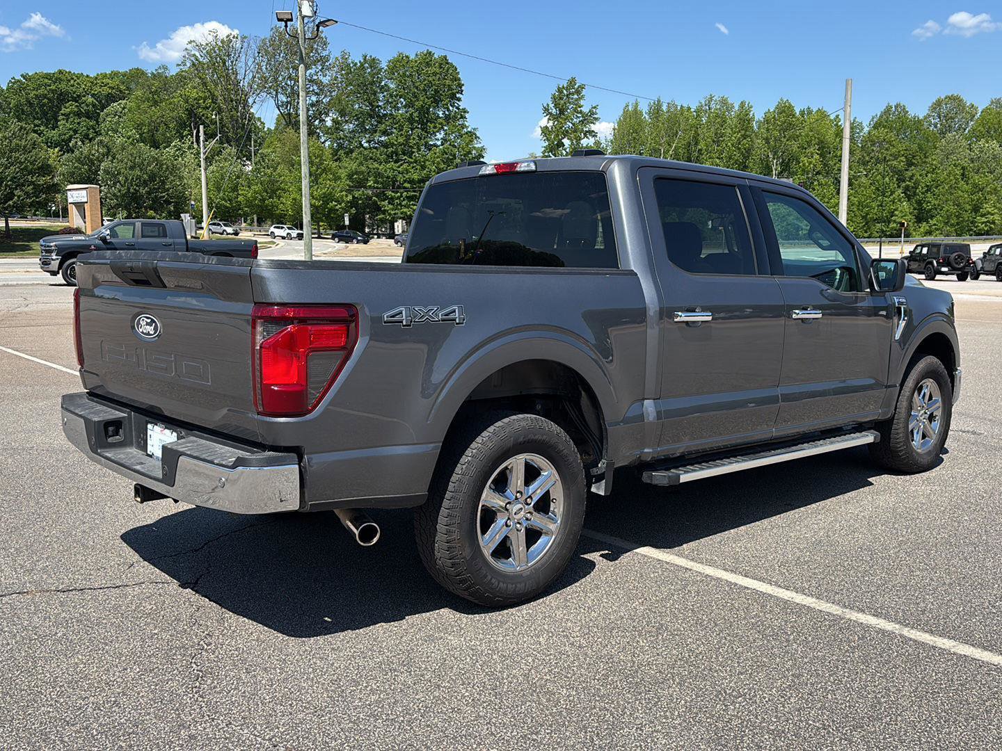 Used 2025 Ford F150 XLT w/ Equipment Group 301A Standard AWD/4WD image 3