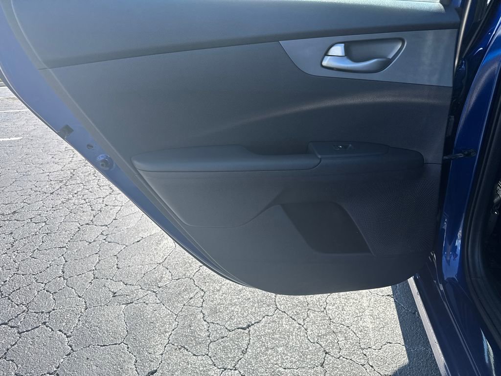 Used 2020 Kia Forte LXS image 21