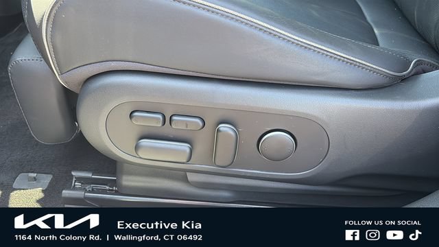 Used 2024 Hyundai Ioniq 5 Limited AWD/4WD image 12