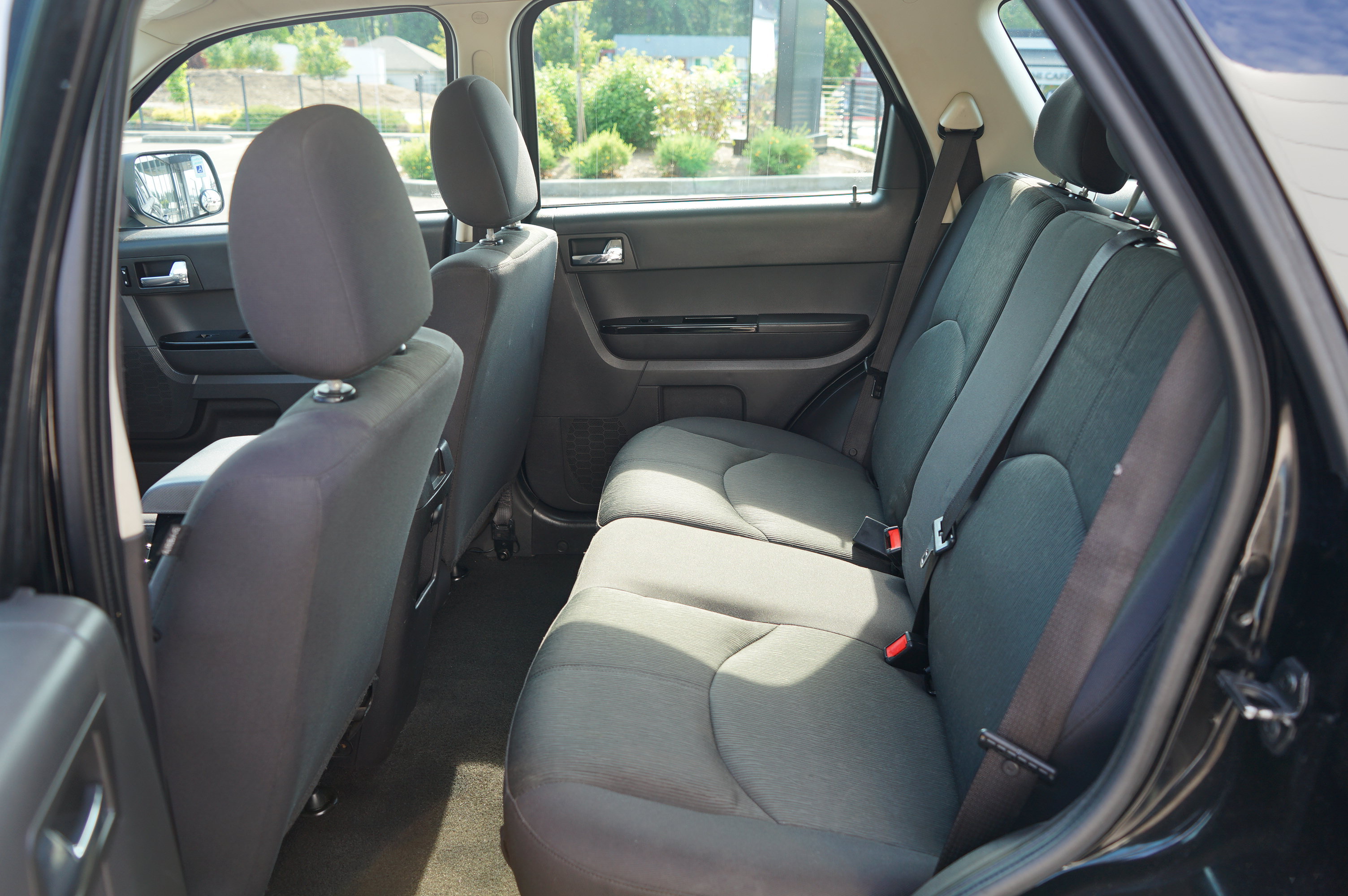 Used 2008 MAZDA Tribute i Sport FWD image 15