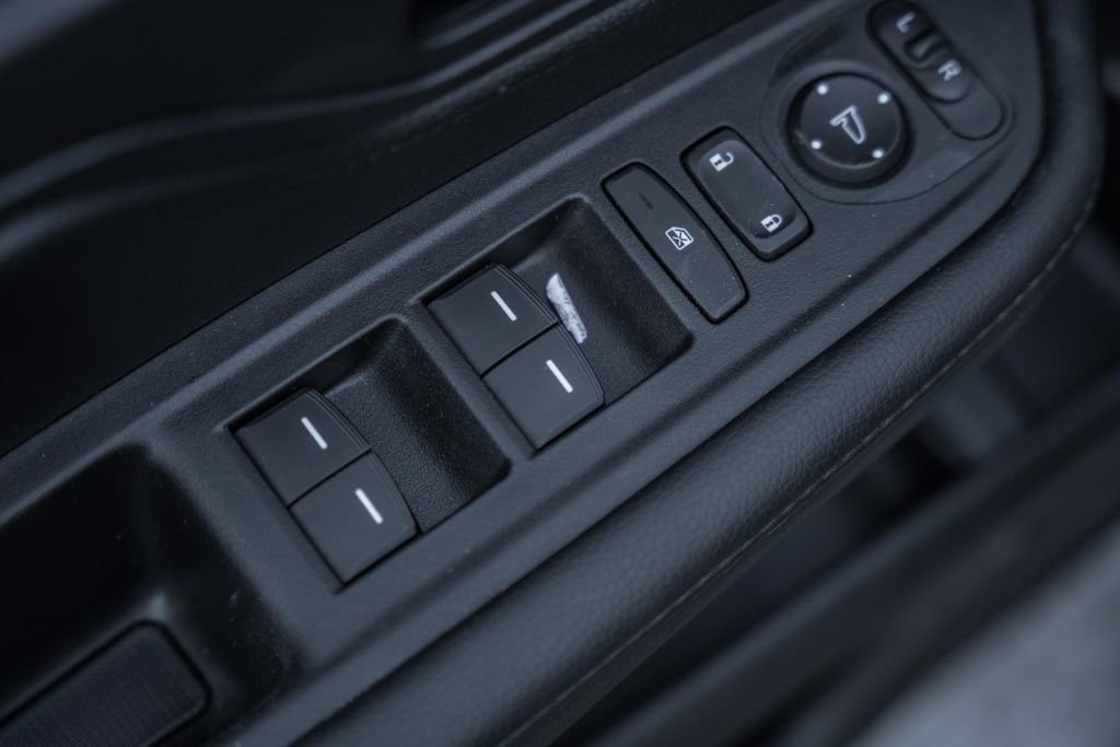 Used 2025 Honda Odyssey Sport-L image 35