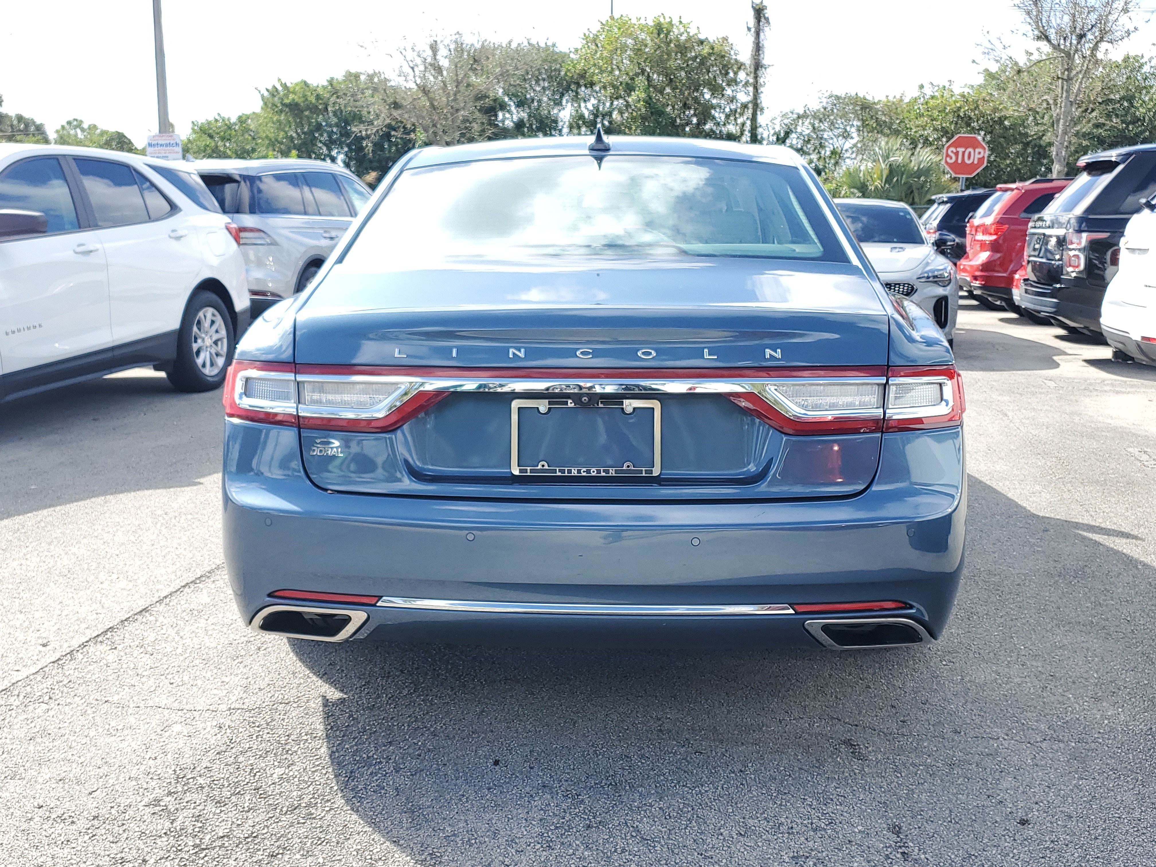 Used 2018 Lincoln Continental Premiere image 5