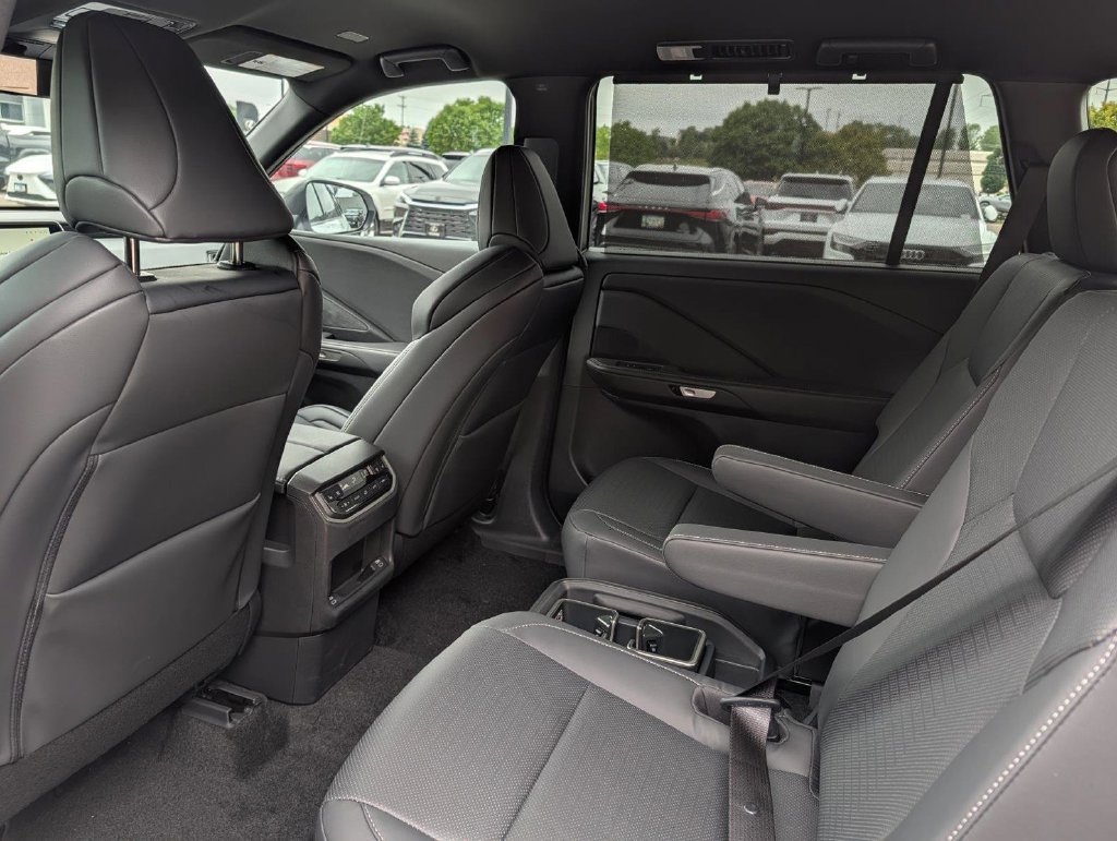 New 2026 Lexus TX 500h AWD w/ Technology Package image 11