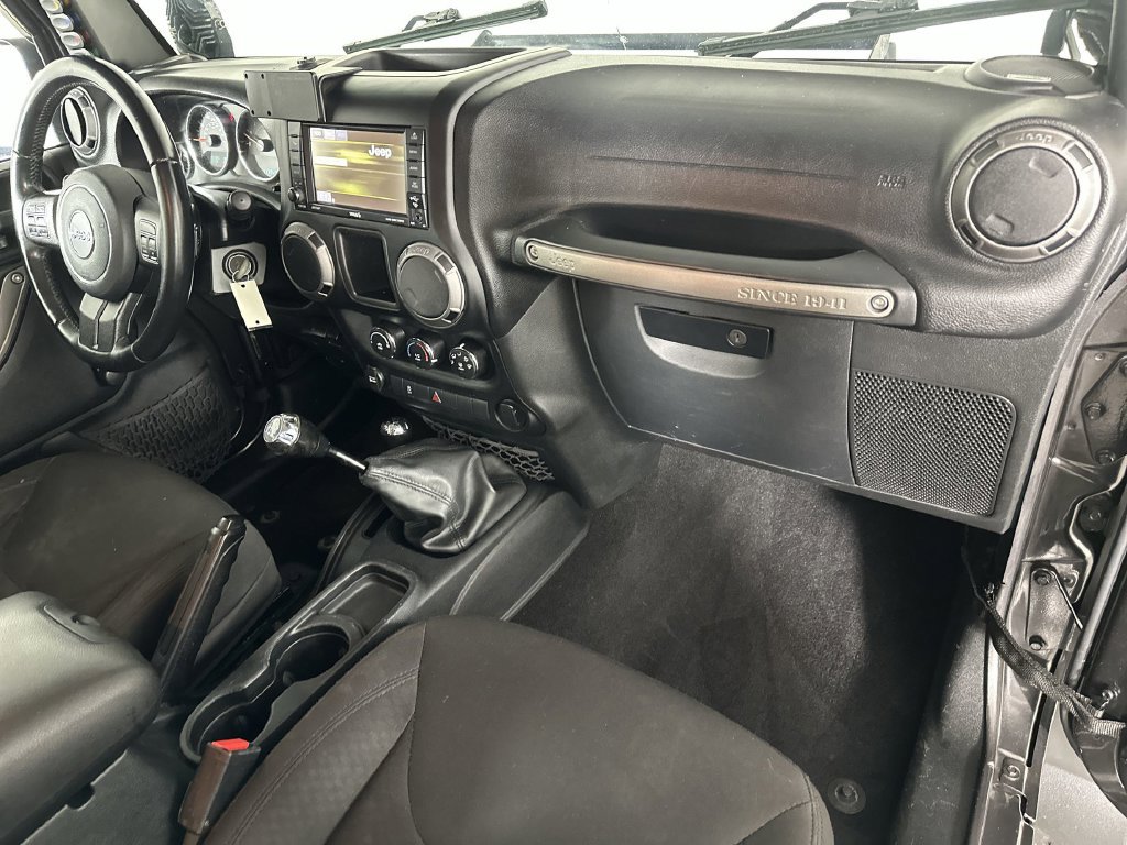 Used 2016 Jeep Wrangler Unlimited Sport AWD/4WD image 28