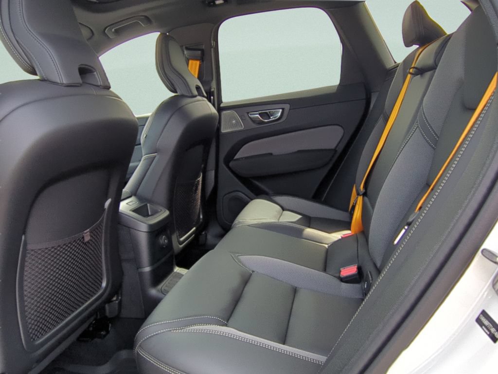 New 2026 Volvo XC60 T8 Polestar AWD/4WD image 9