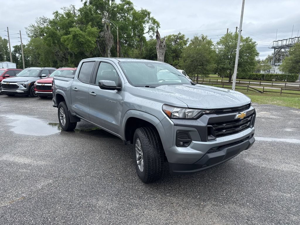 Used 2023 Chevrolet Colorado LT w/ LT Convenience Package AWD/4WD image 2