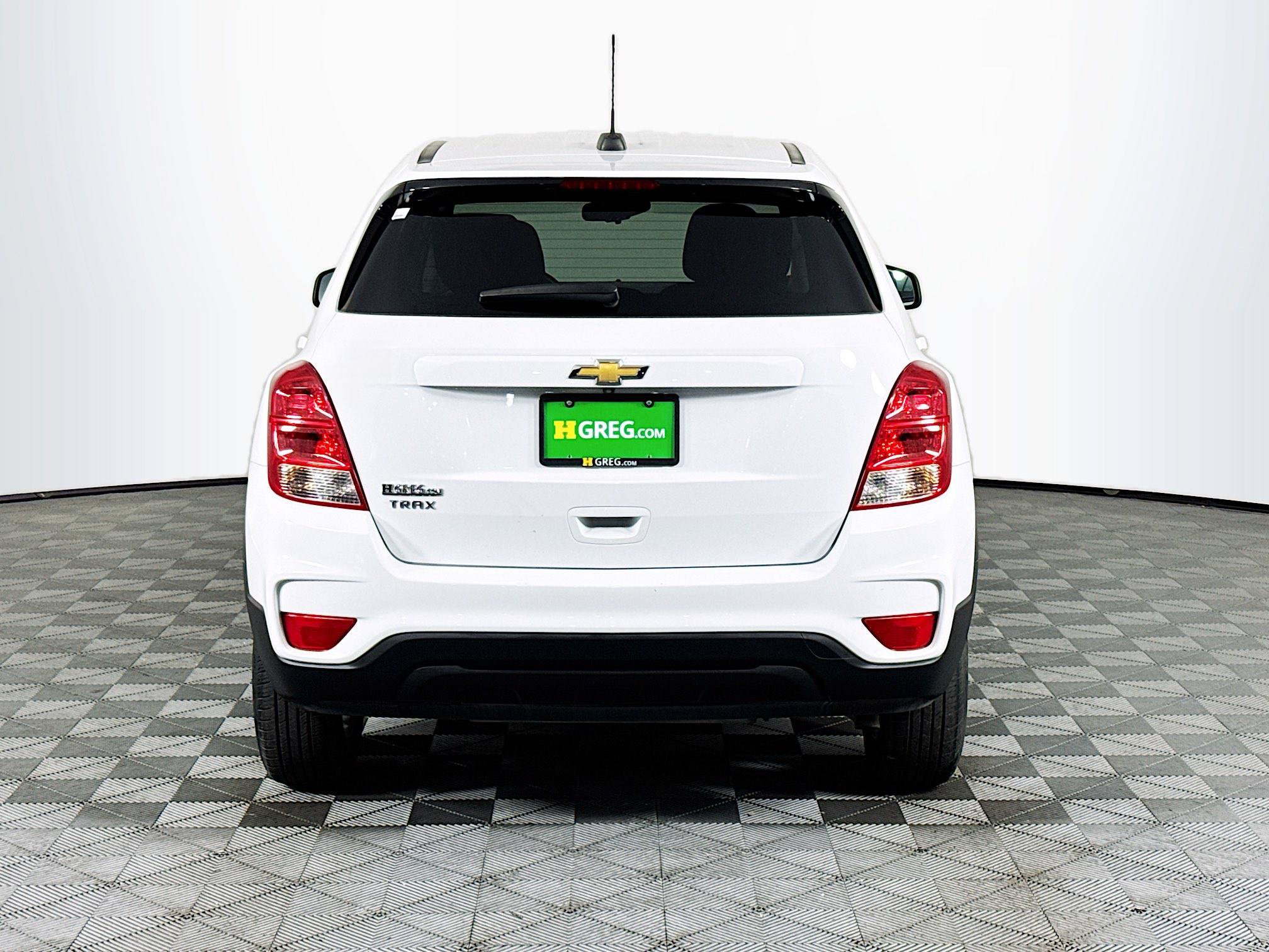 Used 2021 Chevrolet Trax LS w/ Tint and Cruise Package FWD image 8