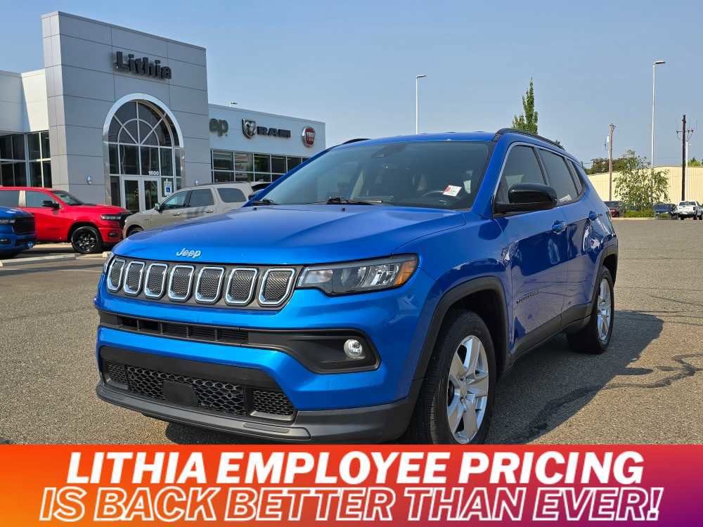 Used 2022 Jeep Compass Latitude w/ Convenience Group image 1
