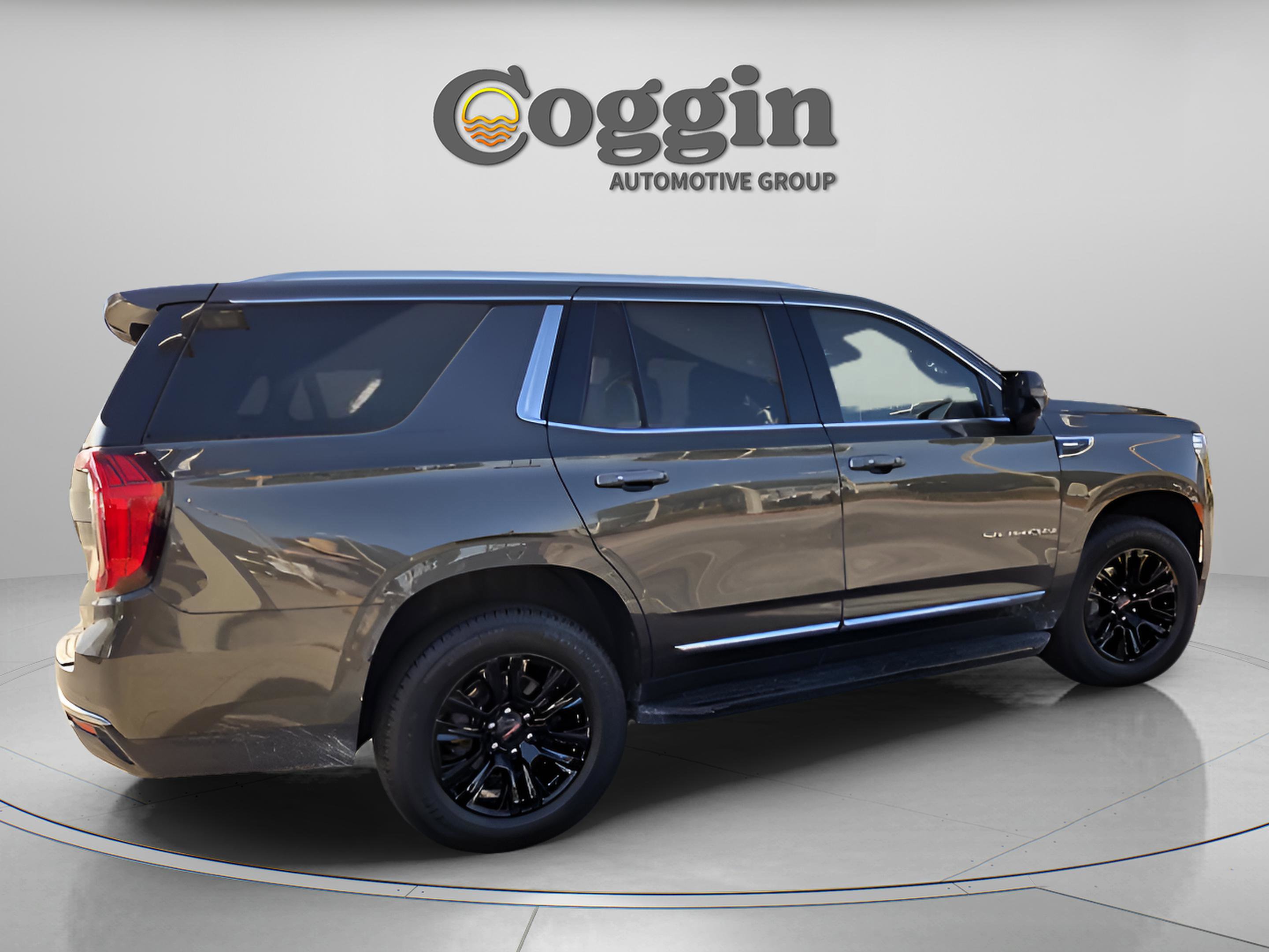 Used 2021 GMC Yukon SLT w/ SLT Premium Package image 22