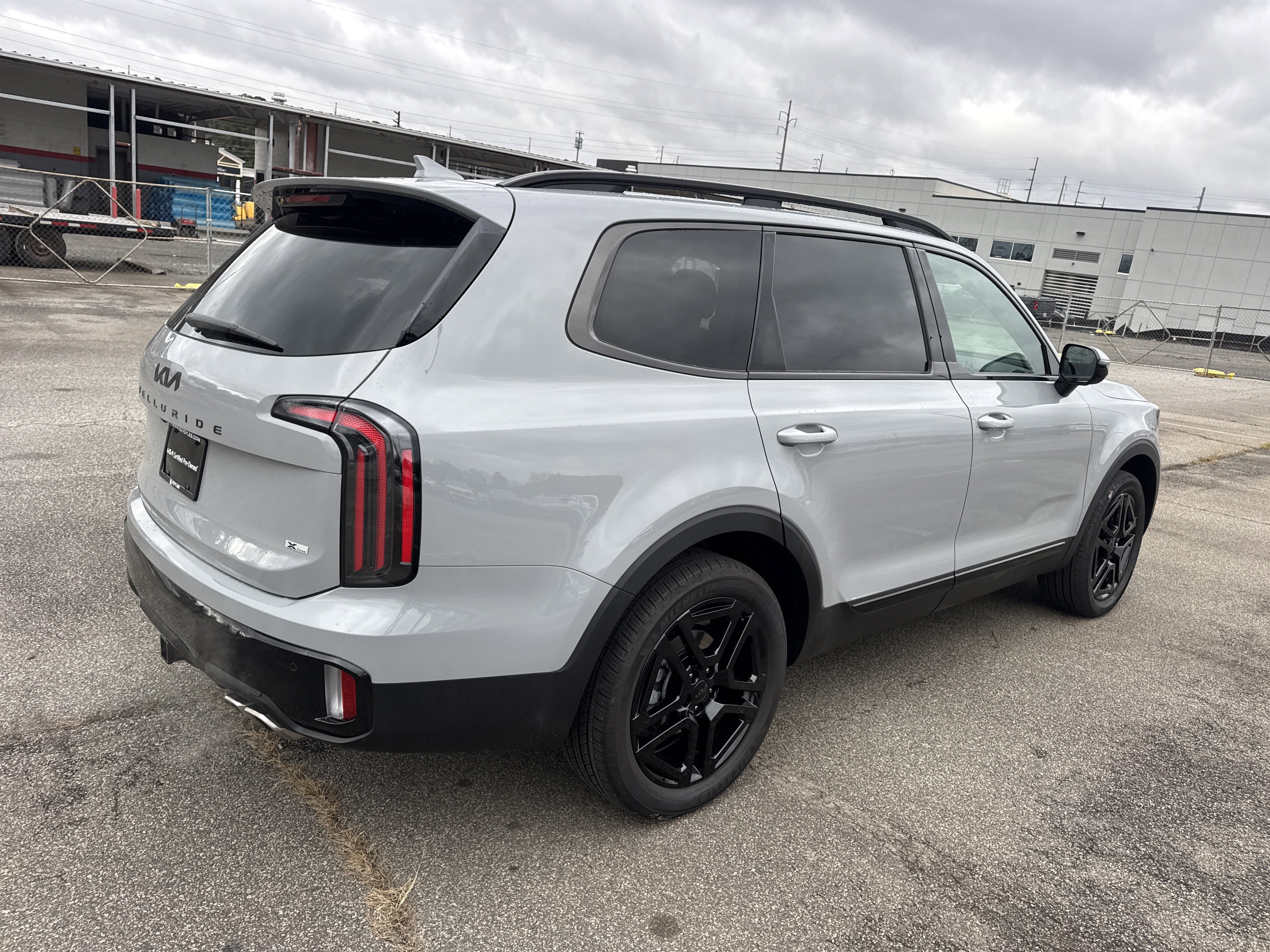 Certified 2025 Kia Telluride SX Prestige X-Line image 7