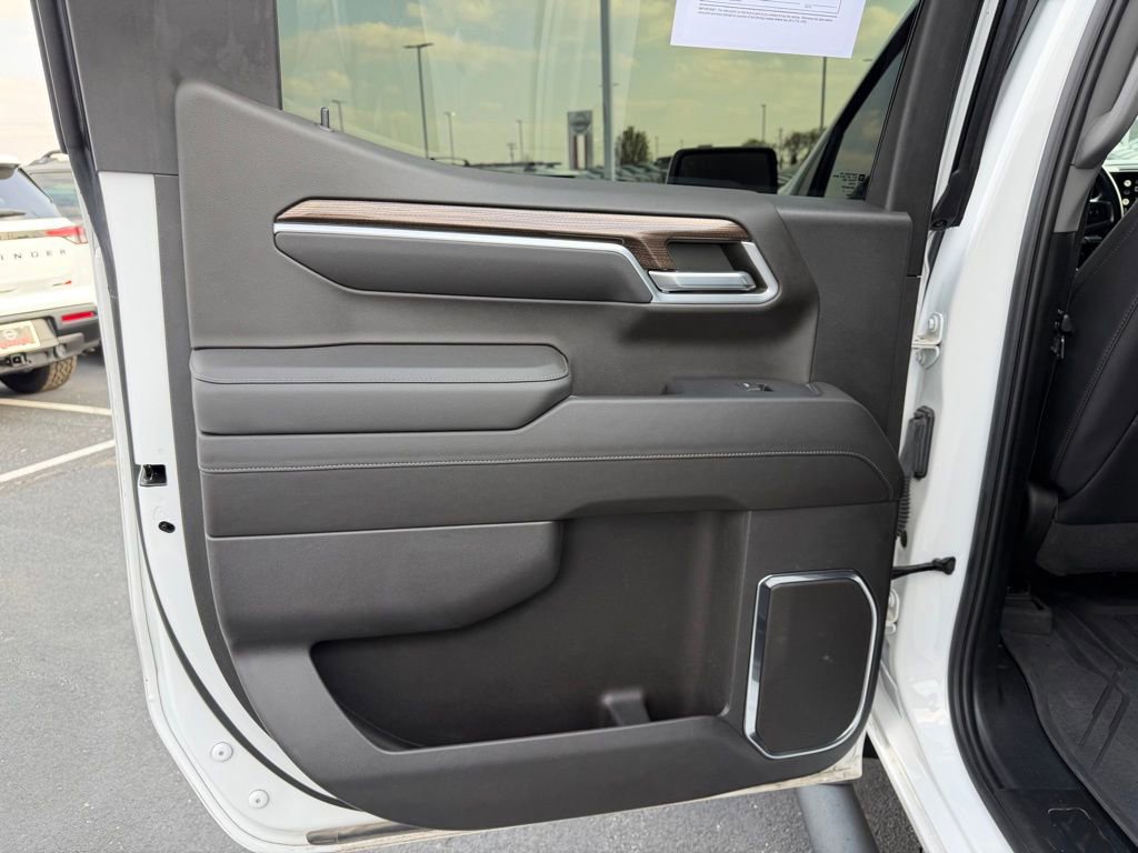 Used 2022 Chevrolet Silverado 1500 RST w/ Convenience Package II image 18