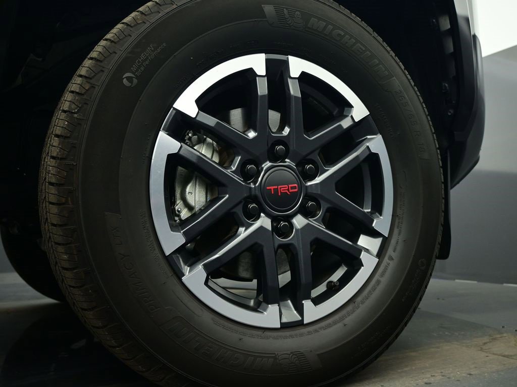 Used 2024 Toyota Tacoma TRD Sport image 30