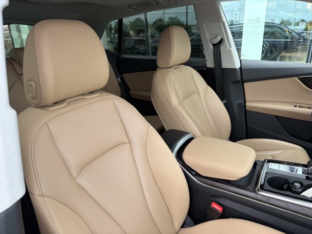Used 2021 Audi Q8 Prestige w/ Prestige Package AWD/4WD image 19