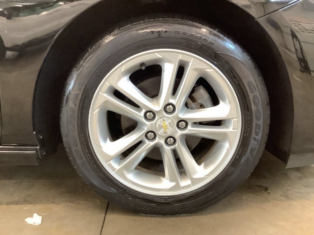 Used 2016 Chevrolet Cruze LT w/ Sun And Sound Package FWD image 24