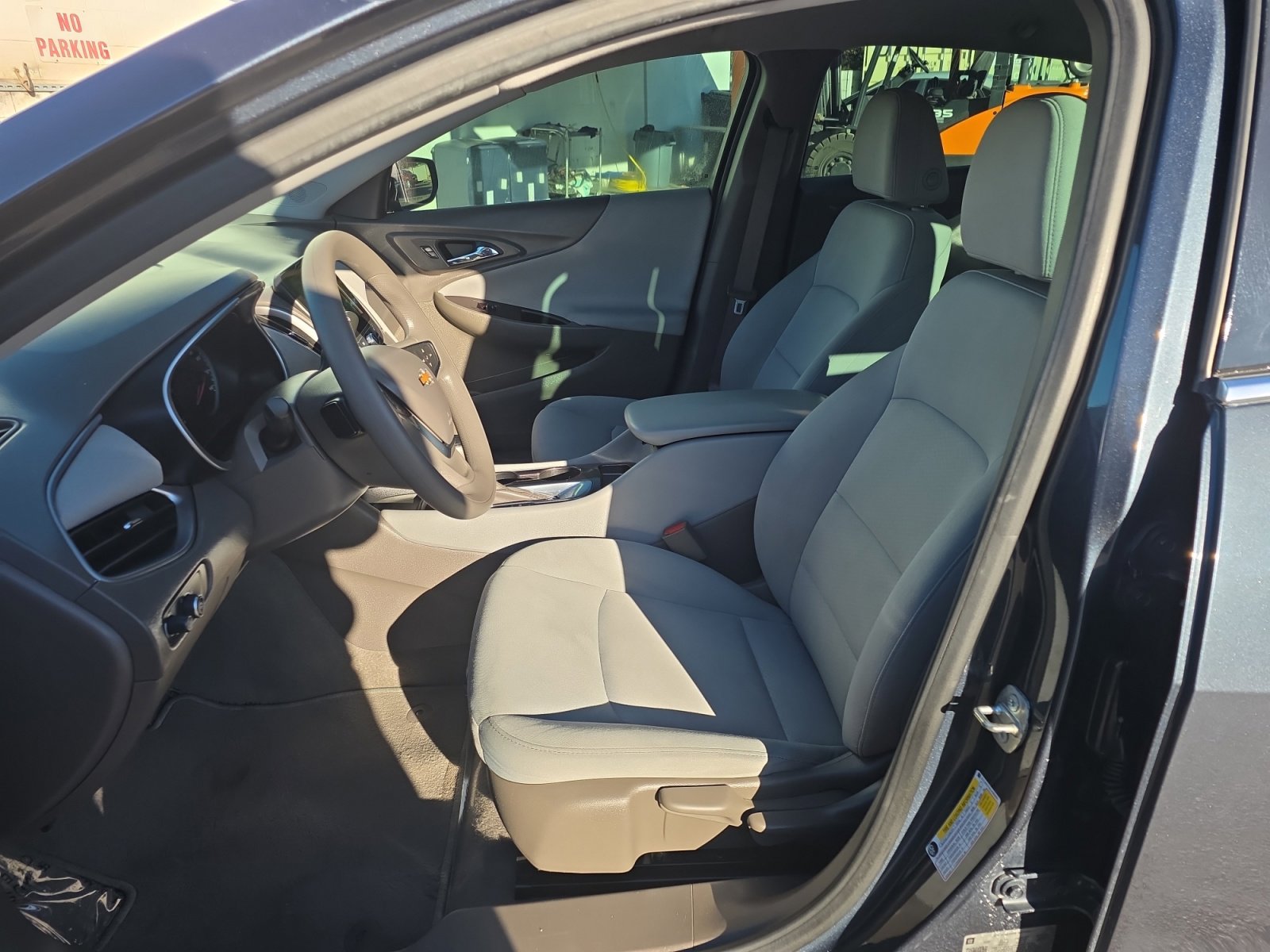 Used 2020 Chevrolet Malibu LS image 12