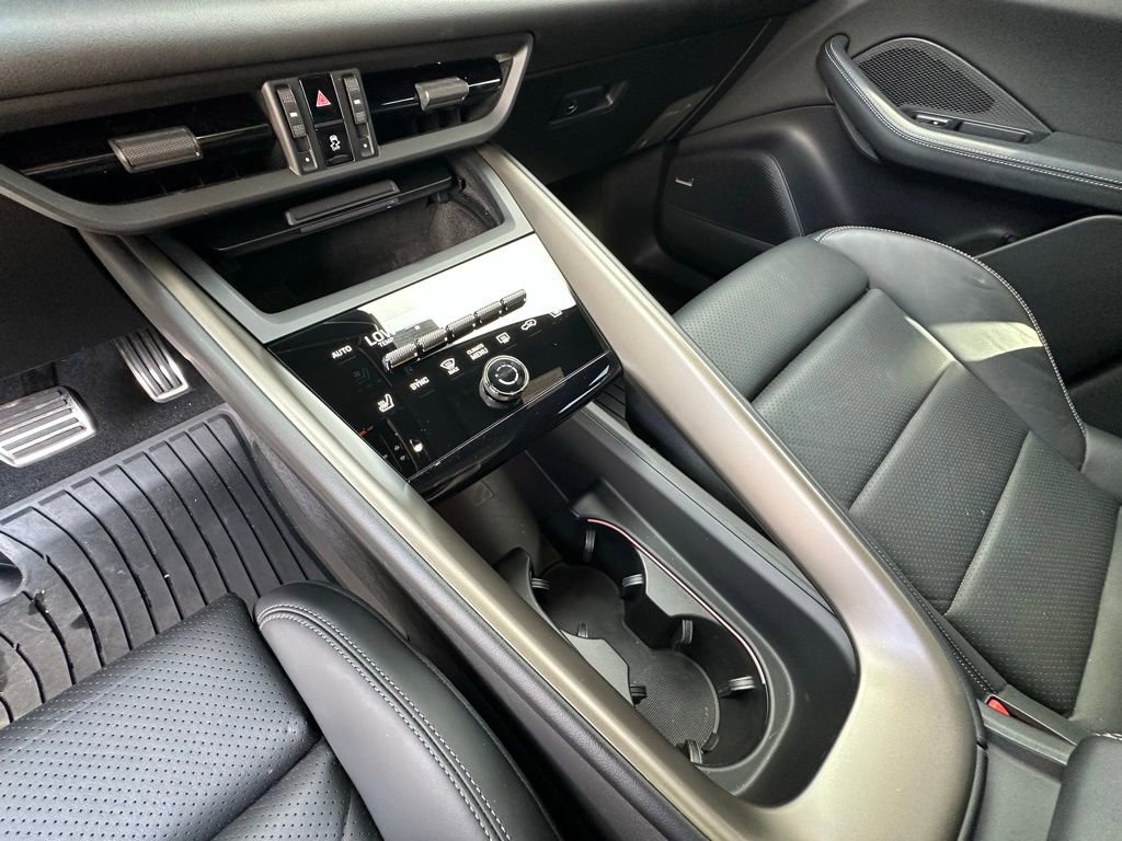 Certified 2024 Porsche Macan Turbo Electric image 29