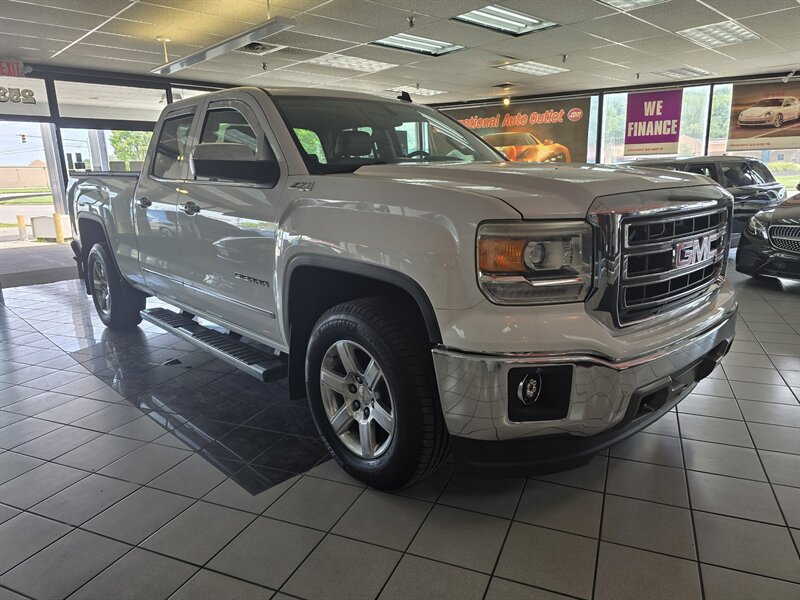 Used 2014 GMC Sierra 1500 SLT w/ Suspension Package, Off-Road AWD/4WD image 3